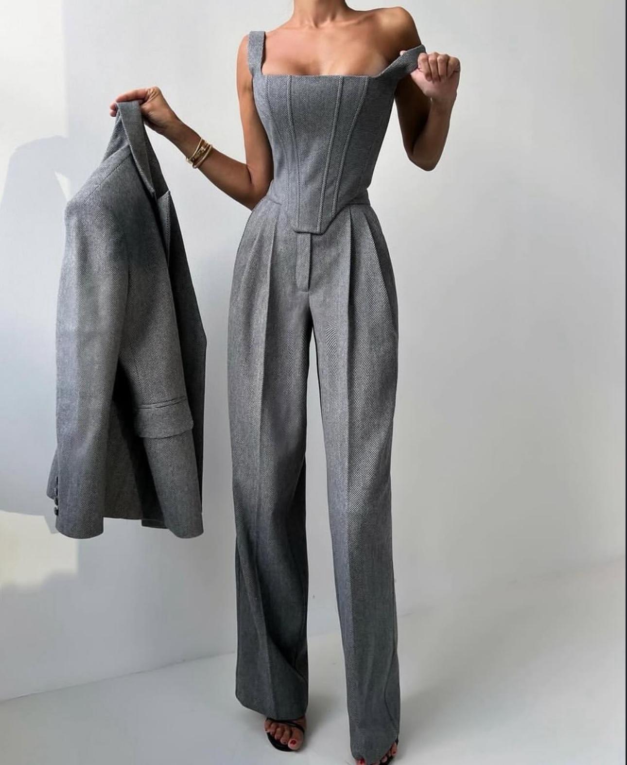 Triple grey set